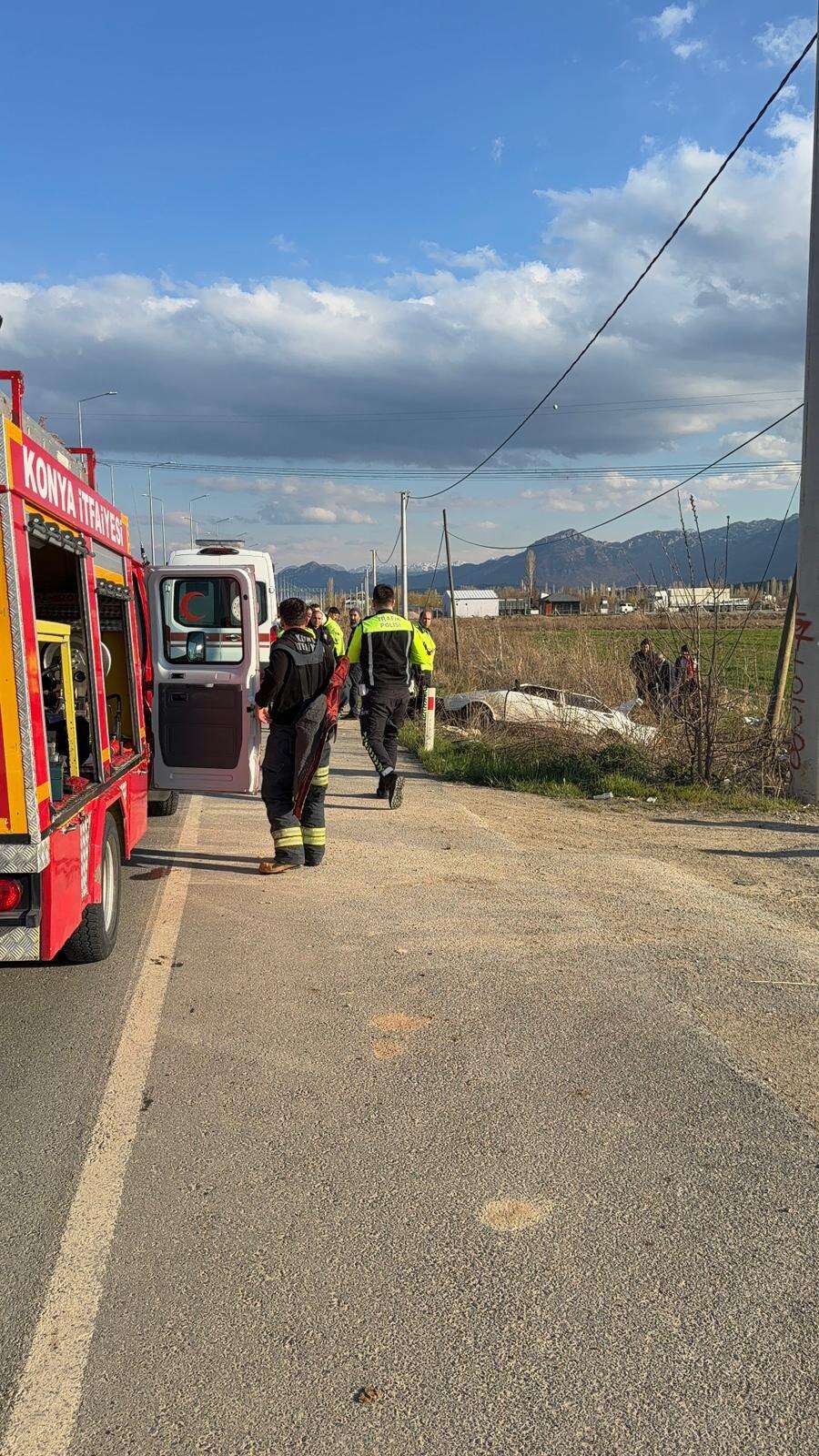 Konya’da otomobil bu hale geldi! 1 ölü, 1 yaralı var 5